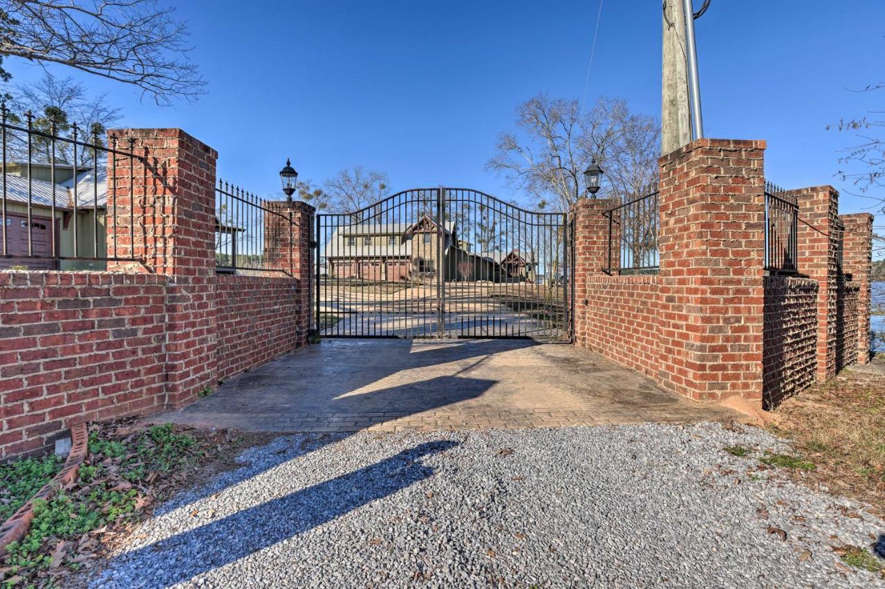 Lay Lake Access And Views Expansive Shelby Home! Exterior photo